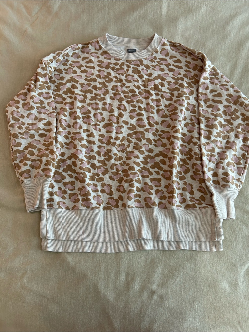 Aerie Leopard Print Pullover in Pink & Tan